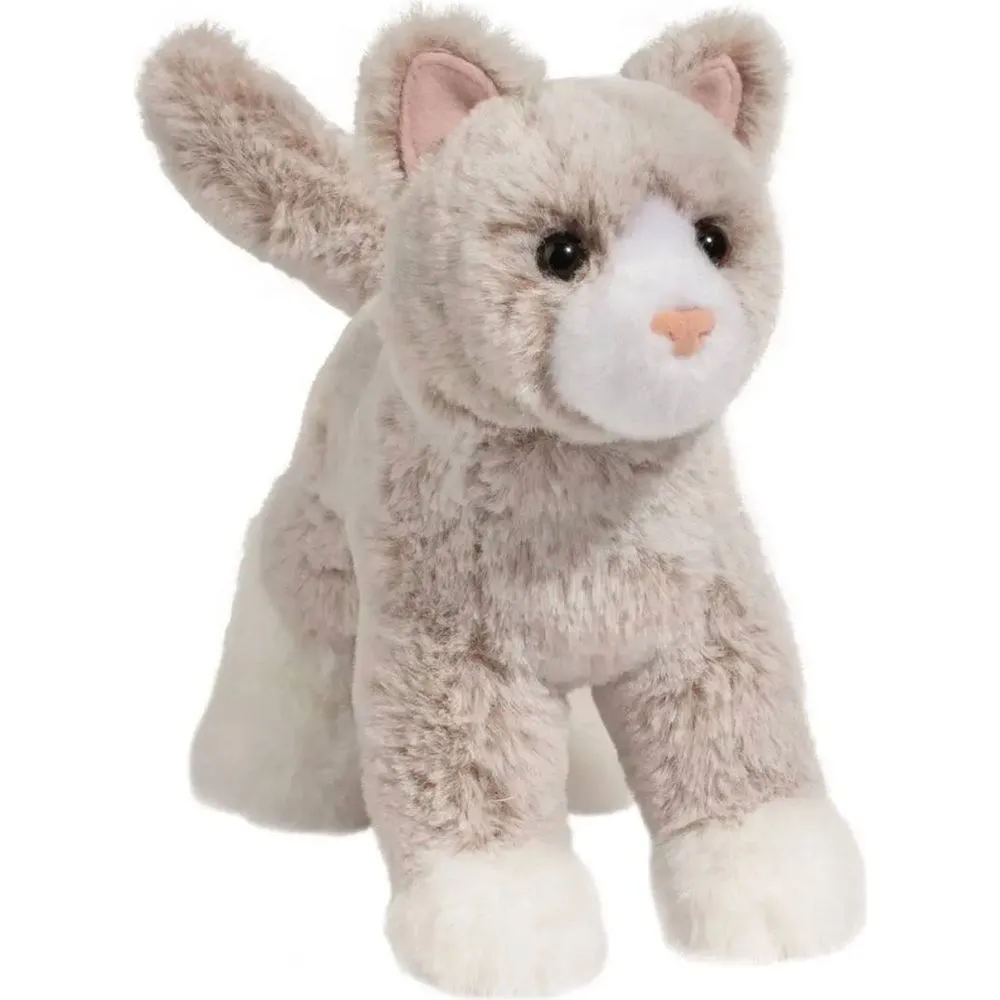 Abby tan cat 4038