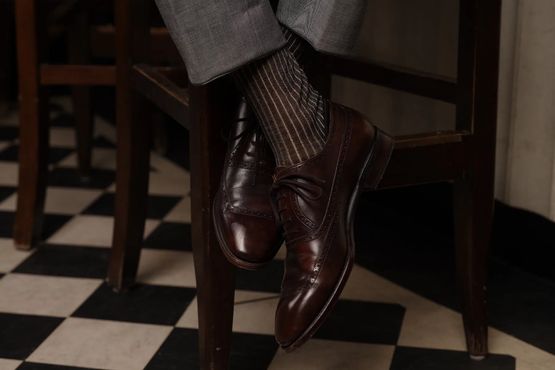 Flat Dark Brown Waxed Cotton Shoelaces