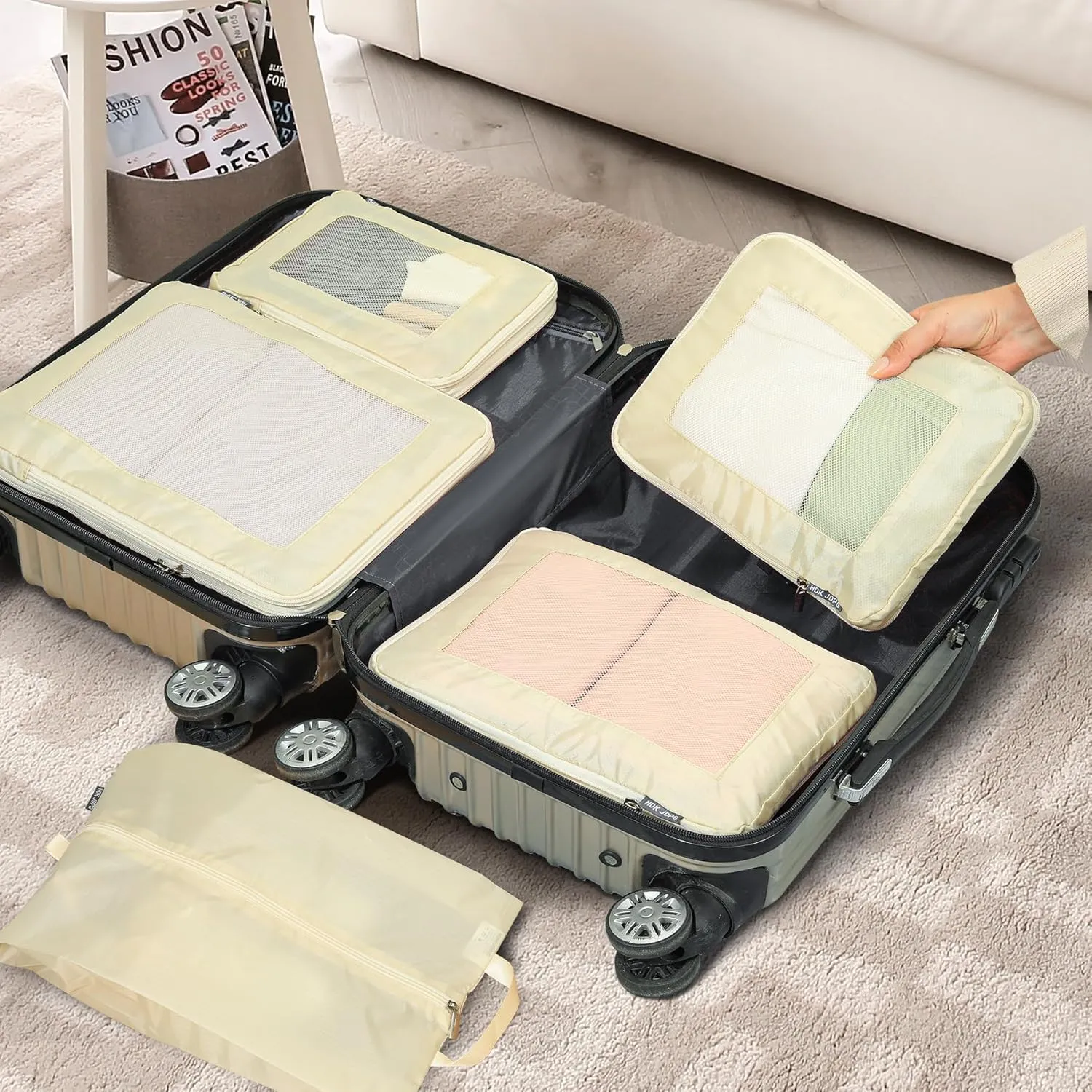 Ultralight Compression Packing Cubes Travel for Suitcases Compressible Mesh Packing Cubes for Travel Women Packing Organizers 4 Set